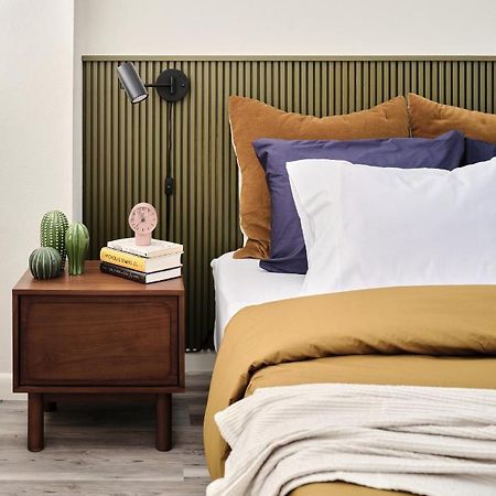 Midcentury Couples Designer Loft - Casa Tuya Apartment Austin Exterior photo